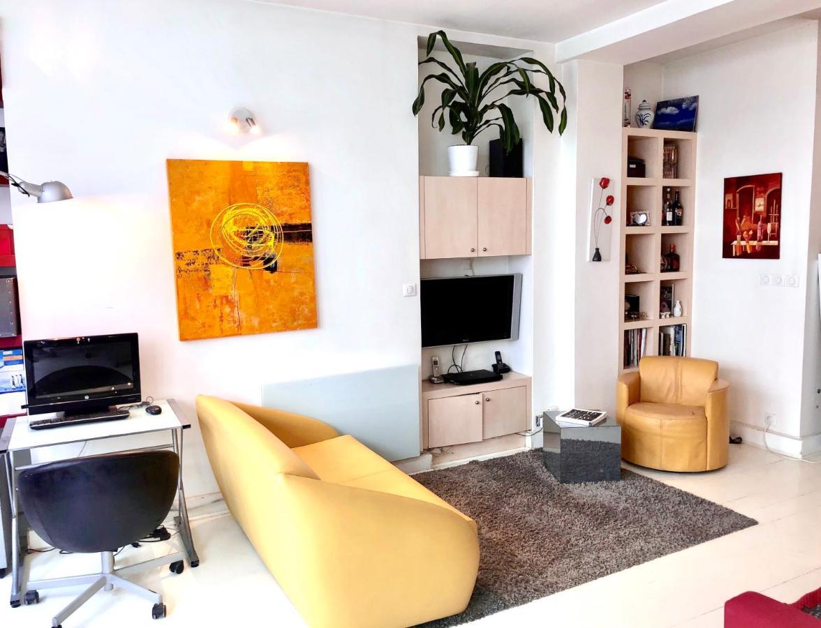 Modern Design Loft Apartment, Steps To Notre Dame Париж Екстер'єр фото